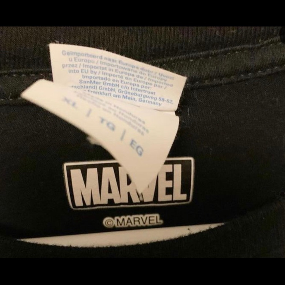 Spiderverse tee - Picture 2 of 2